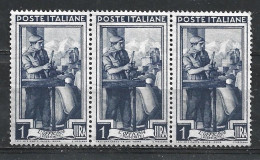 Repubblica Italiana, 1955 - 1 Lira Italia Al Lavoro Fil. Stelle, Blocco Di Tre - Nr.754 MNH** - Hojas Bloque