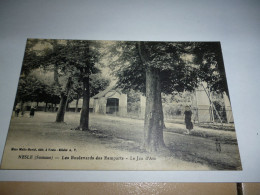 Nesle  Les Boulevards Des Remparts  Jeu D Arc - Nesle