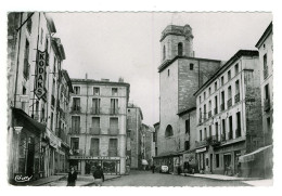 34 - B5002CPSM - PEZENAS - Marché Des Trois-Six - 4 CV - Très Bon état - HERAULT - Pezenas