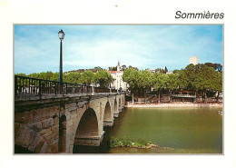 30 - Sommières - Le Pont Sur La Vidourle - CPM - Voir Scans Recto-Verso - Sommières