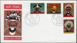 Papouasie Nouvelle Guinée PNG 1968 Y&T 126 à 129 Sur FDC. Coiffures Traditionnelles, Masques, Couvre-chefs - Other & Unclassified