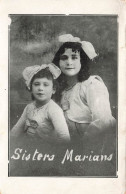 ENFANTS - Portraits - Deux Jeunes Filles Côte à Côte - Sisters Marians - Carte Postale Ancienne - Abbildungen