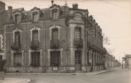 CPSM Jargeau-Hôtel Du Cheval Blanc   L2785 - Jargeau