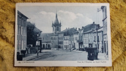 CPA MORHANGE MOSELLE 57 RUE DE L HOPITAL AU FOND L EGLISE CAMIONNETTE LIVRAISON - Morhange