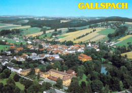 1 AK Österreich / Oberösterreich * Blick Auf Gallspach - Luftbildaufnahme * - Gallspach