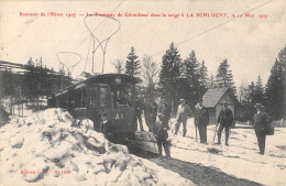 CPA 88 SOUVENIR DE L'HIVER 1907 / LE TRAMWAY DE GERARDMER DANS LA NEIGE A LA SCHLUCHT / LE 12 MAI 1907 - Gerardmer