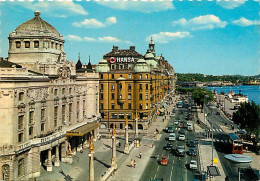 Suède - Sverige - Stockholm - Kungl. Dramatiska Teatem  Och Strandvagen - The Royal Dramatical Theatre - Automobiles - C - Schweden