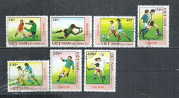 VIETNAM 1989 - WFOOTBALL WORLD CHAMPIONSHIP - CPL. SET - USED OBLITERE GESTEMPELT USADO - 1990 – Italien