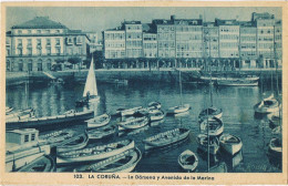 54513. Postal LA CORUÑA. La Darsena Y Avenida De La Marina - La Coruña