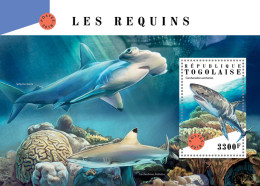 TOGO 2018 MNH  Sharks  Michel Code:  9035 / Bl.1590. Yvert&Tellier Code: 1418 - Togo (1960-...)