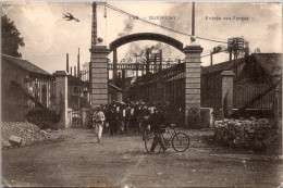 S15797 Cpa 58 Guérigny - Entrée Des Forges - Guerigny