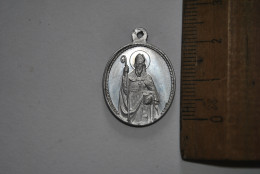 Ancienne Médaille PRAEBE FILI MI COR TUUM MIHI Jésus Sacré Coeur Saint Pendentif Aluminium Alu Souvenir - Religion &  Esoterik