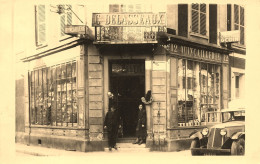 Montereau * Carte Photo * Quincaillerie C. DELASSEAUX Au Compas D'Or 12 Rue Arthur Petit * Commerce Magasin - Montereau