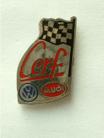 PIN'S AUDI VW  - CERF - Audi