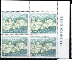 ITALIA REPUBBLICA ITALY REPUBLIC 1986 SACRO MONTE DI VARALLO HOLY MOUNTAIN QUARTINA ANGOLO DI FOGLIO BLOCK MNH - 1981-90: Nieuw/plakker