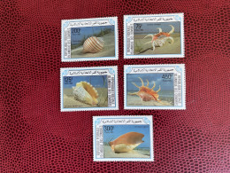 COMORES 1985 ** Michel 746 A 750 Coquillages Marine Gastropods Shell COMOROS KOMOREN - Coquillages