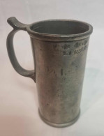 Historischer Zinn-Eichbecher Mit Zahlreichen Eich-Punzen 1/4 L, Weissenbock Und Schwarz Wien - Zinn