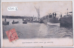 LE TREPORT- DEPART POUR LES REGATES - Le Treport