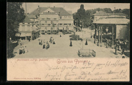 AK Bad Pyrmont, Brunnenplatz Und Gr. Badehotel  - Bad Pyrmont