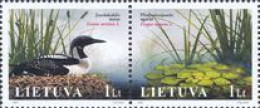 Lithuania Litauen Lituanie 2005 Nature Of Lakes Birds Aquatic Plants Set Of 2 Stamps In Strip MNH - Eenden