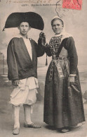 FRANCE - Mariés De Sallé Guérande - Un Homme - Une Femme - Les Mariés Se Tenant La Main - Carte Postale Ancienne - Guérande