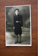 F1908 Photo Romania Woman 1942 - Photographs