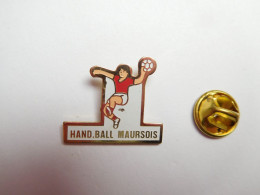 Beau Pin's , Hand , Handball Maursois , Saint Etienne De Maurs , Cantal - Handball