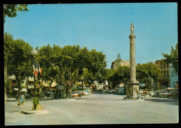 APT Place De La Bouquerie En 1950 édition PHOTOGUY - Apt