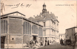 20012 Cpa 34 Frontignan - Les Halles Et L' Hôtel De Ville - Frontignan