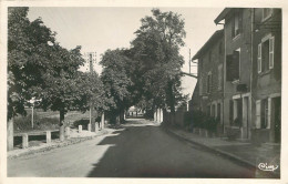 RHONE  SAINT LAURENT DE CHAMOUSSET   Avenue De La Gendarmerie - Saint-Laurent-de-Chamousset