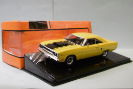 Ixo - PLYMOUTH ROAD RUNNER 1970 Jaune Réf. CLC531N NBO Neuf 1/43 - Ixo