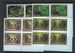 WILDLIFE - RWANDA - 1988- NYUNGWE FOREST PRIMATES SET OF 4 IN BLOCKS OF 4 , SG CAT £58 - Chimpanzés