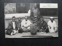 F33 - Sénégal - Dakar - Sénégalais Sculpteurs Sur Bois - Sénégal