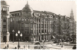 Pf. PORTO. Um Angulo Interessante Da Avenida Dos Aliados. 75 - Porto