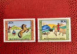 MONGOLIE 1976 2v Used Mi 998 1002 Caballo Horse Pferd Cavalo Cheval MONGOLIA - Cavalli