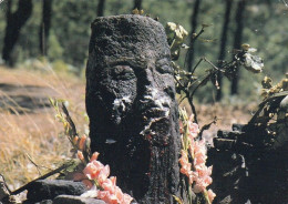 1 AK Guatemala * Pascual Abaj Bei Chichicastenango - Die Skulptur Aus Der Maya-Zeit Wird Noch Heute Verehrt * - Guatemala