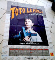 Affiche Ciné TOTO LE HEROS Jaco VAN DORMAEL Michel Bouquet 120X160 1992 - Posters