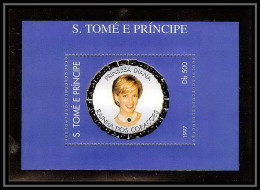 134 Sao Tomé E Principe Bloc N°371 OR Gold Stamps British Royal Family Lady Diana Cote 15 Euros - São Tomé Und Príncipe