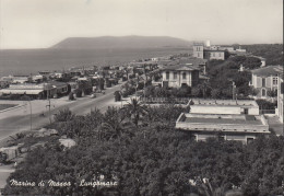 Italien - Marina Di Massa - Promenade - Shops - Hotel - Street - Cars - VW Käfer - Fiat - Nice Stamp - Massa