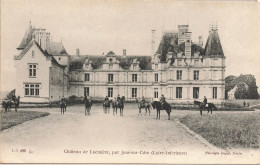 Joué Sur Erdre * Château De Lucinière * écurie Haras Chevaux Cheval Horse Horses * Villageois - Autres & Non Classés