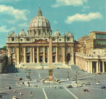 *CPM - ITALIE - LATIUM - ROME - Place Saint Pierre - Petit Format Carré - San Pietro