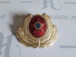 Romanian Communist 1950-1960's Cap Badge For Officer Hat - Non Classés