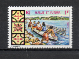 WALLIS ET FUTUNA N° 174   NEUF SANS CHARNIERE COTE 1.60€    PIROGUE BATEAUX - Nuevos