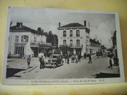 40 3041 CPA - 40 SAINT SEVER SUR ADOUR - PLACE DU CAP DU POUY - ANIMATION. AUTOS - Saint Sever