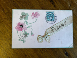 Paramé * Souvenir Du Village 1905 * CPA Fantaisie Gaufrée Embossed * Ruban Tissu * Fleurs Flowers - Parame