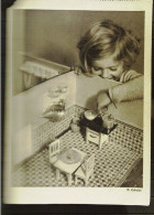 Karte Mit Kind An Puppenstube Von R. Schuler - Rs. Beschrieben - Vom 11.1.1939 -Ränder Mit Ein- Und Abriss - Portraits