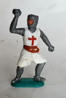 FIGURINE TIMPO TOYS - CHEVALIER CROISE Un Bras Levé 2 Manque Les Accessoires Et Le Fourreau - CRUSADER  - BRITAINS - Militares