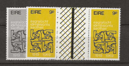 1969 MNH Ireland Mi 232-33 Gutter Pairs Unfolded - Unused Stamps