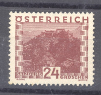 Autriche  :  Yv  383a  *   Brun Carminé - Unused Stamps