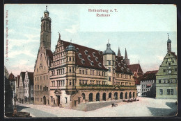AK Rothenburg O. T., Rathaus Mit Brunnen  - Rothenburg O. D. Tauber